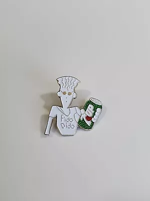 7up Lapel Pin Mascot Fido Dido Holding The Can Green White & Red Colors • £9.14