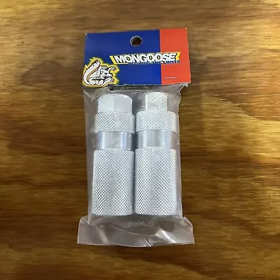 Mongoose Bmx Bicycle Foot Pegs Fits Mid School & Others Vintage Nos • $14.99