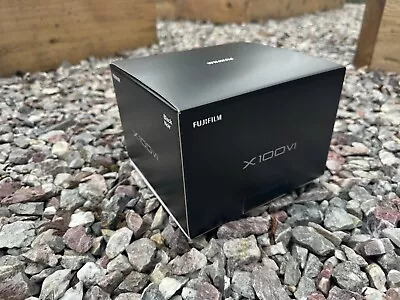Fujifilm X-Series X100VI 40.2MP Compact Camera - Black - New • $2499.95