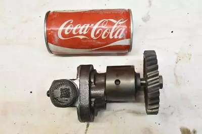 Vintage Wisconsin VG4D Engine Oil Pump & Gear  VH4D ? • $35