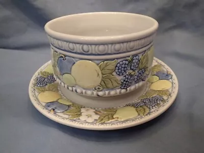 Metlox Vernonware-VERNON FLORENCE GRAVY FASTAND 1 PINT-Near Mint • $15.89