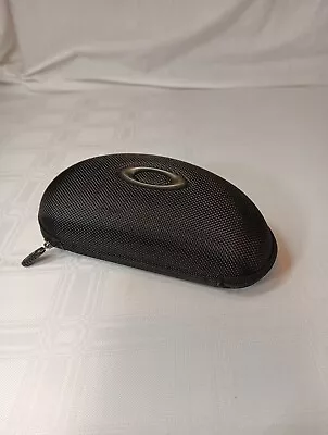 Oakley Hard Clamshell Zippeted Glasses Case • $8