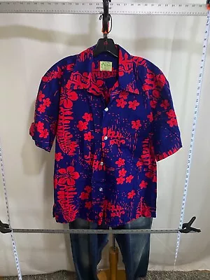 VTG Ui Maikai Hawaiian Floral SHORT SLEEVE BUTTON UP SHIRT Medium M Length 31.5 • $27.50