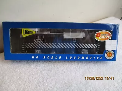 NEW-Bachmann 64102 HO Santa Fe Diesel Locomotive LOT#R6-240 • $49