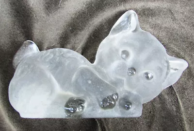 Viking Frosted Glass Cat Paperweight Figurine Sleeping Kitty With Sticker • $24.95