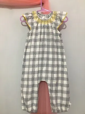 Cute Baby Girls Mothercare Off White Grey Checked Romper Jumpsuit 6-9m💕 • $6.95