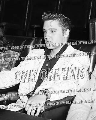 1956 ELVIS PRESLEY Signs With PARAMOUNT PICTURES (PHOTO) NEW 03 • $4.88