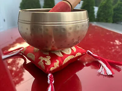 Beautiful Hand Hammered Tibetan Meditation Yoga Temple Bell Singing Bowl Set 4 • $22.99