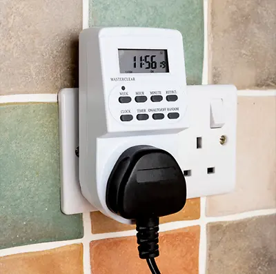 MasterClear Electronic Digital Mains Plug Timer Socket With LCD 12/24 Hour7Days • £8.99