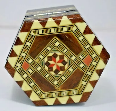 Hexagonal Mosaic Mirrored Trinket/Jewelry Box (Hinged) • $8.82