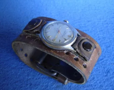 Vintage 60's LEATHER WATCHBAND BIKER HIPPIE BOHO MOD MC W/WINDER WRIST WATCH IRI • $19.50