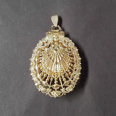 Vintage Ladies Presta 17 Jewels Pendant Watch In Filigree Clamshell WORKING • $6.84