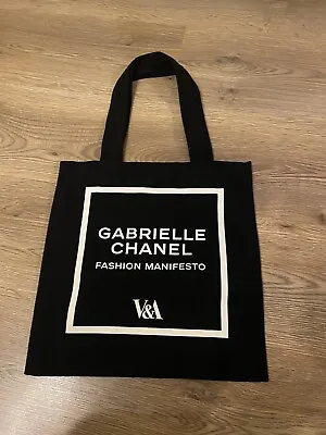 V&A Chanel Tote Bag • £35