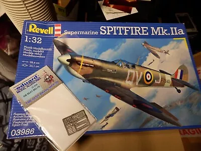 Revell 1/32 3986 Supermarine Spitfire Mk.IIa - SEALED BOX+ETCHED SEATBELTS • £23