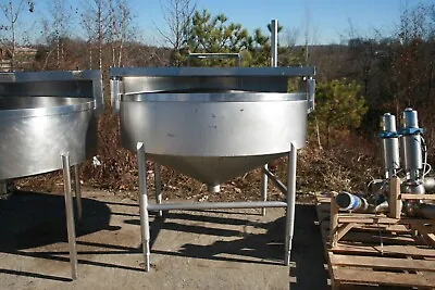 Industrial Stainless Steel Tank With Agitator Bridge - Approx. 200 Gal • $4999.99