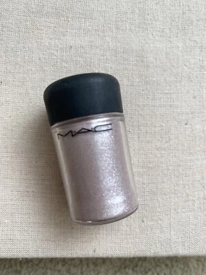 £4 • Buy Mac Pigment Colour Powder Kitchmas