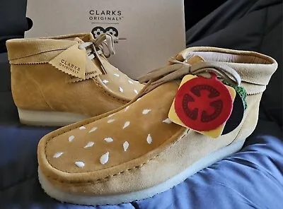 Vandy The Pink Burger Clark Wallabees • $300