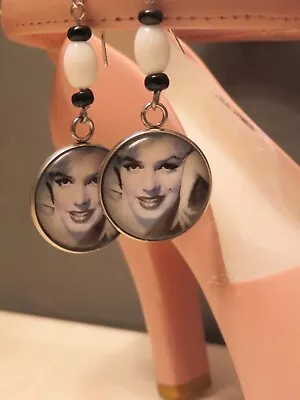 Marilyn Monroe Glass Cabochon Dangle Earrings Black & White • $7.99