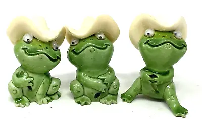 Set Of 3 Vintage Googly Eyed Cowboy Frogs 2  • $11.99