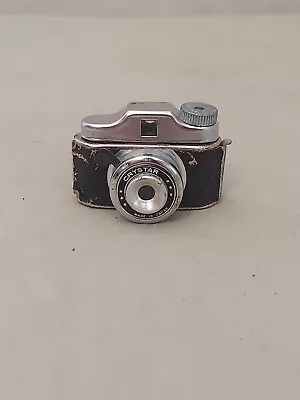 Vintage Crystar Mini Spy Camera Japan 1950s Miniature 2  • $19.99