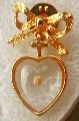 Vintage Goldtone Mustard Seed Inside Of A Heart Lapel Pin • $9.95
