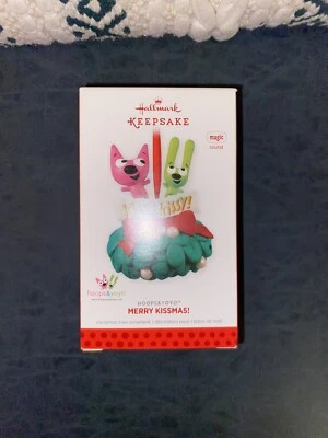 $14.99 • Buy Hallmark Hoops And YoYo Kissy Kissy W/ Sound Christmas Ornament 2013 New In Box