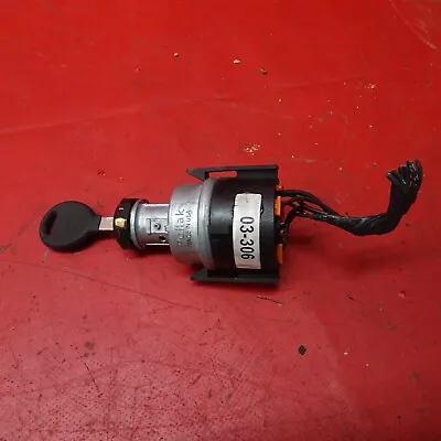 2007 Volvo VNL Ignition W/ Key Assembly  NO RESERVE  03-306 • $14.99