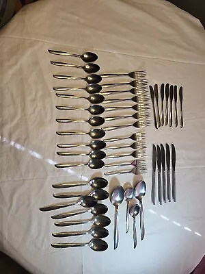 Vintage Oneida Twin Star Flatware Stainless Mcm Atomic Starburst 46 Count • $109.88