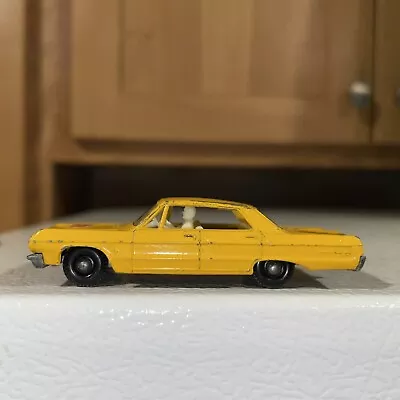 VTG Lesney Matchbox Toy Car No 20 Chevrolet Impala Taxi Yellow Sedan 4-Door NICE • $14.30