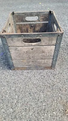 Vintage Bordens Wood & Metal Milk Dairy Bottle Crate Box • $130