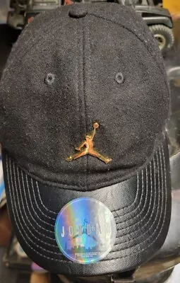 Jordan Youth Boys' Jumpman Strapback Hat Black NWT Gold Logo 2006 W Sticker • $15