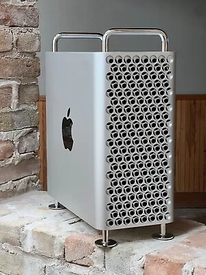 2019 Mac Pro 3.3GHz 12-Core 64GB RAM 1TB SSD AMD Radeon Pro W6800X • $3199