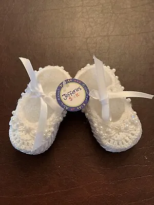 Jefferies Socks Newborn White Crocheted Booties Shoes. 0-1 • $14