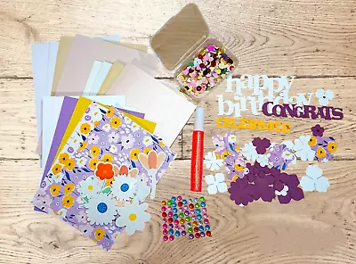 Make Your Own Cards Kit - Flowers • £12.50