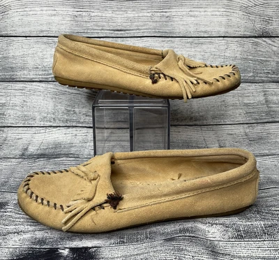 $18.99 • Buy Minnetonka 402 Womens Moccasins Cognac Suede Kilty Flats Brown Hardsoles Sz 9