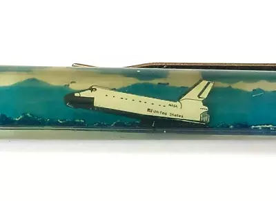 Touchdown USA Floaty Pen Moving Space Shuttle Landing Floating Vintage • $24.99