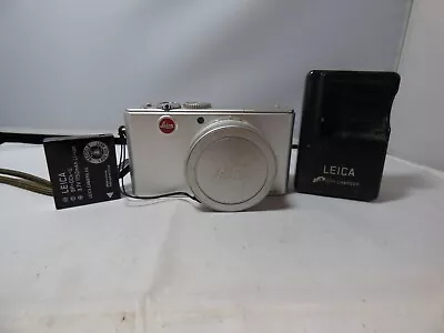 Leica D-LUX 3 Digital Camera - Silver With Hard Camera Case. Looks & Works Great • $300