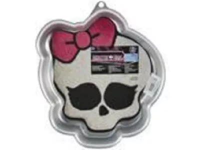 New Wilton Monster High Cake Pan 2105-6677 • $11.99