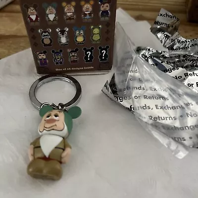 Disney Vinylmation Jr. Snow White Seven Dwarfs Key Chain Series 6 Sleepy • $8.99