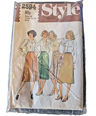 NEW - STYLE SEWING PATTERN 2594 - Miss Ladies Skirt Dress Making 76cm - Size 16 • £0.99