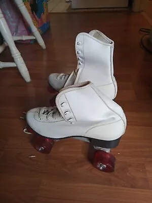 Vintage Women's White Chicago  Custom Line Roller Skates • $30.95