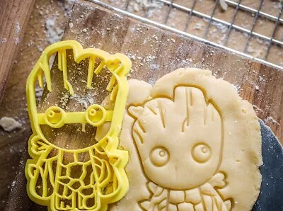 3D Guardians Of The Galaxy Groot  Cookie Cutter Biscuit Fondant Icing Clay 12cm • £4.99