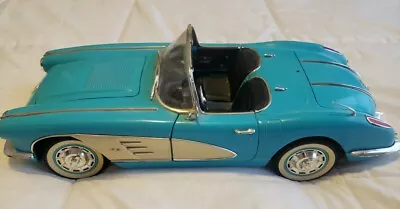 Solido 1958 Chevrolet Corvette With Removable Hard Top 1/12 Diecast Dc • $15