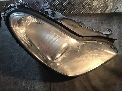 Mercedes-Benz CLS C219 Front Right Headlights A0008201608 3.00 13224150 • $275.29