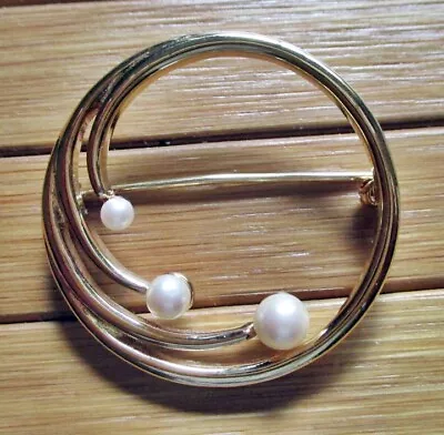 Signed Monet Brooch Pin Circle Swirl Wreath With Pearls Gold Tone Vintage • $7.50