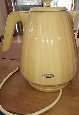 DELONGHI BALLERINA KETTLE Gold Yellow • $40