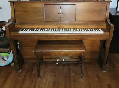 Vintage Self Player Piano Aeolian The Sting Located In Pennsylvania.  • $1750