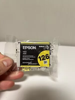 New Genuine Epson 126 Yellow Ink Cartridge Epson Stylus NX330  • $5