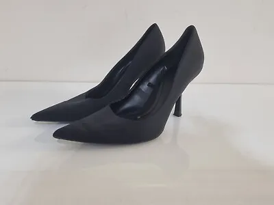 Zara Women’s Black Heel Court Shoes Size Uk 6 • £10.99