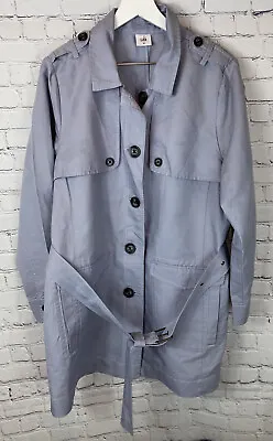 CABI Womens' The Essential Trench Tanner Trench Coat Silver Lake Blue Size XL • $33.99